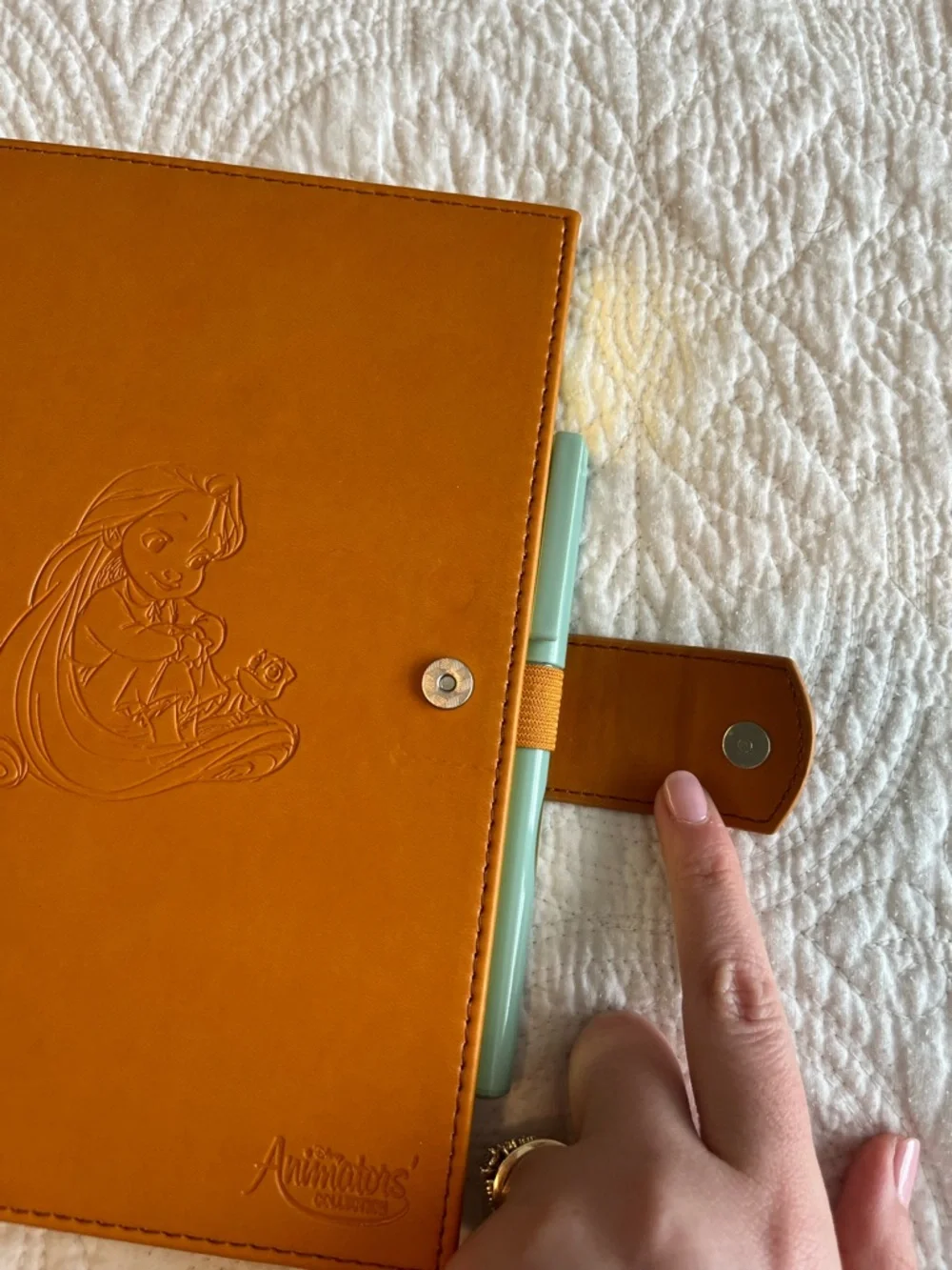 NWOT Tangled Disney Animators Collection Sketchbook - Picture 2 of 4